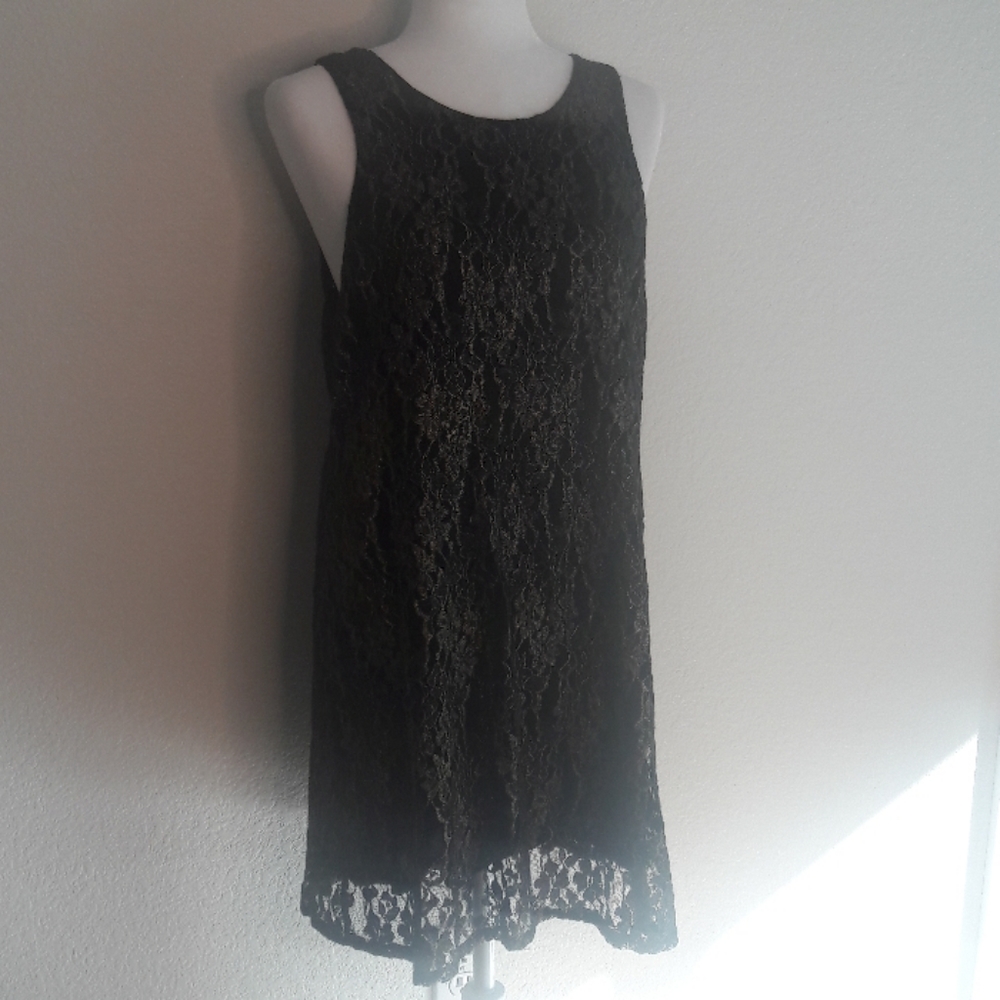 ASTR Black and Gold Lace Dress - Picture 4 of 8
